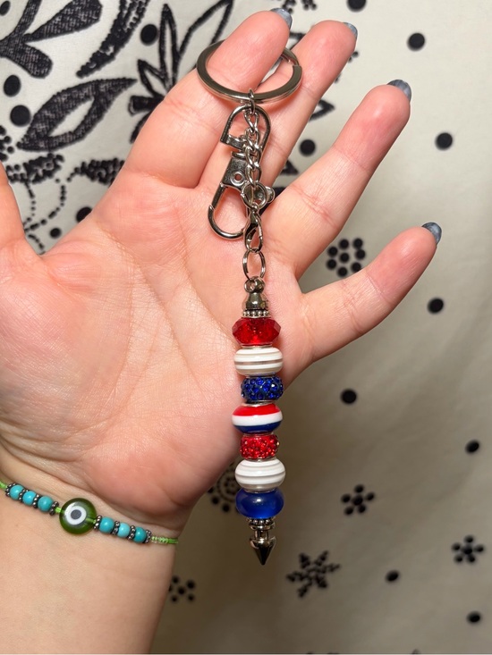 Handmade Accessories - Handmade Beaded Pointed Tip Keychain Self
Defense Accessory Bag Charm Gift